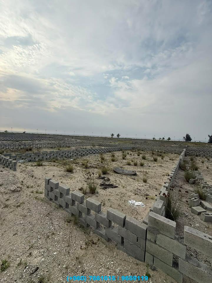 1600 sqft Land for Sale from K. Himmafushi Secure a premium plot in one of the Maldives’ best islands. Limited availability act fast! Contact us now , via WhatsApp / Viber: 9409119 / 7661615.