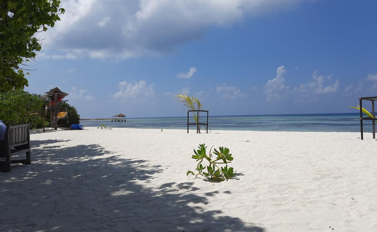 1,600 sq ft land for sale in Himmafushi. Available for both cash purchase and bank financing.